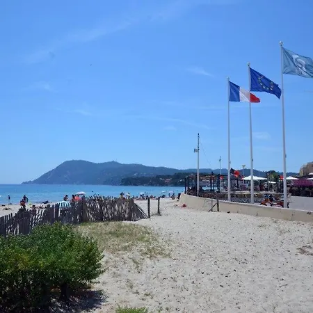 Grand Avec Vue ! لا سين سور مير